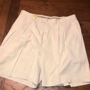 Men’s Khaki Shorts